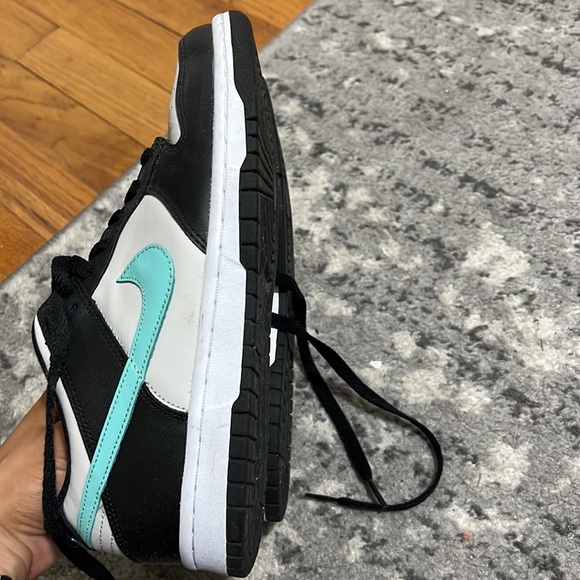 Nike Dunks - Picture 4 of 4